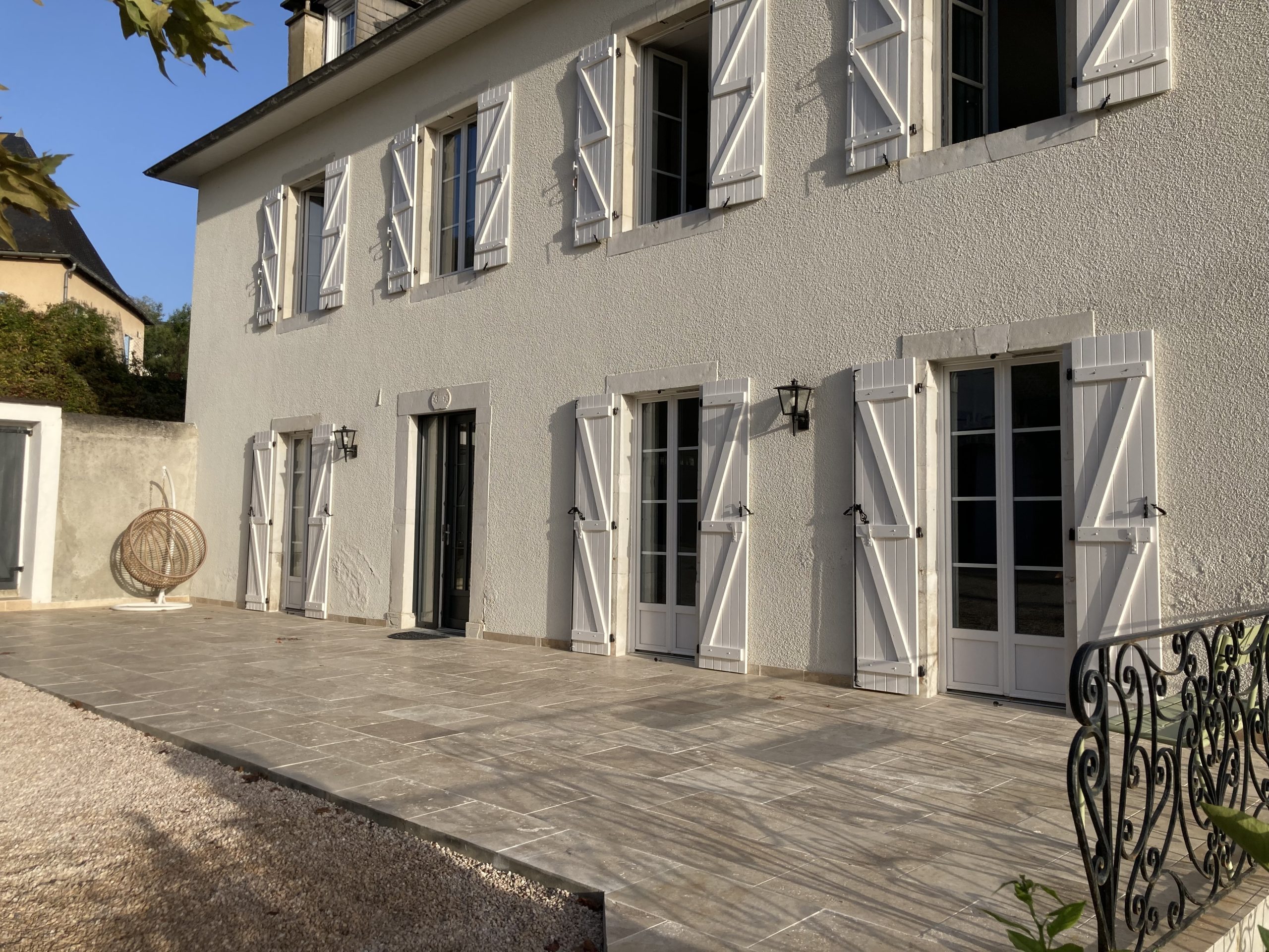 Rénovation de terrasses et d'un jardin à Arbus - (64)