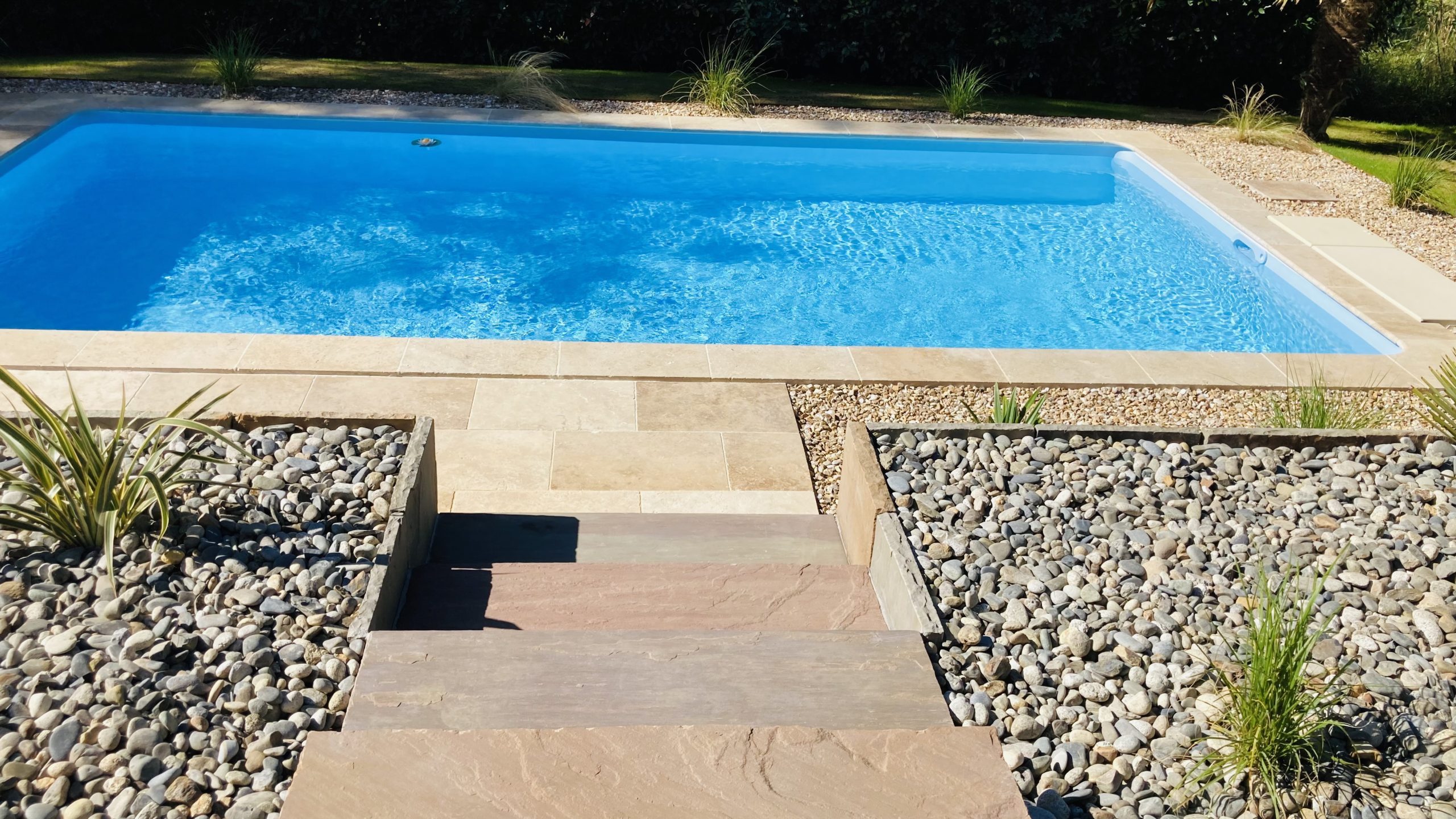 Aménagement d'un espace piscine à Sauvagnon - (64)