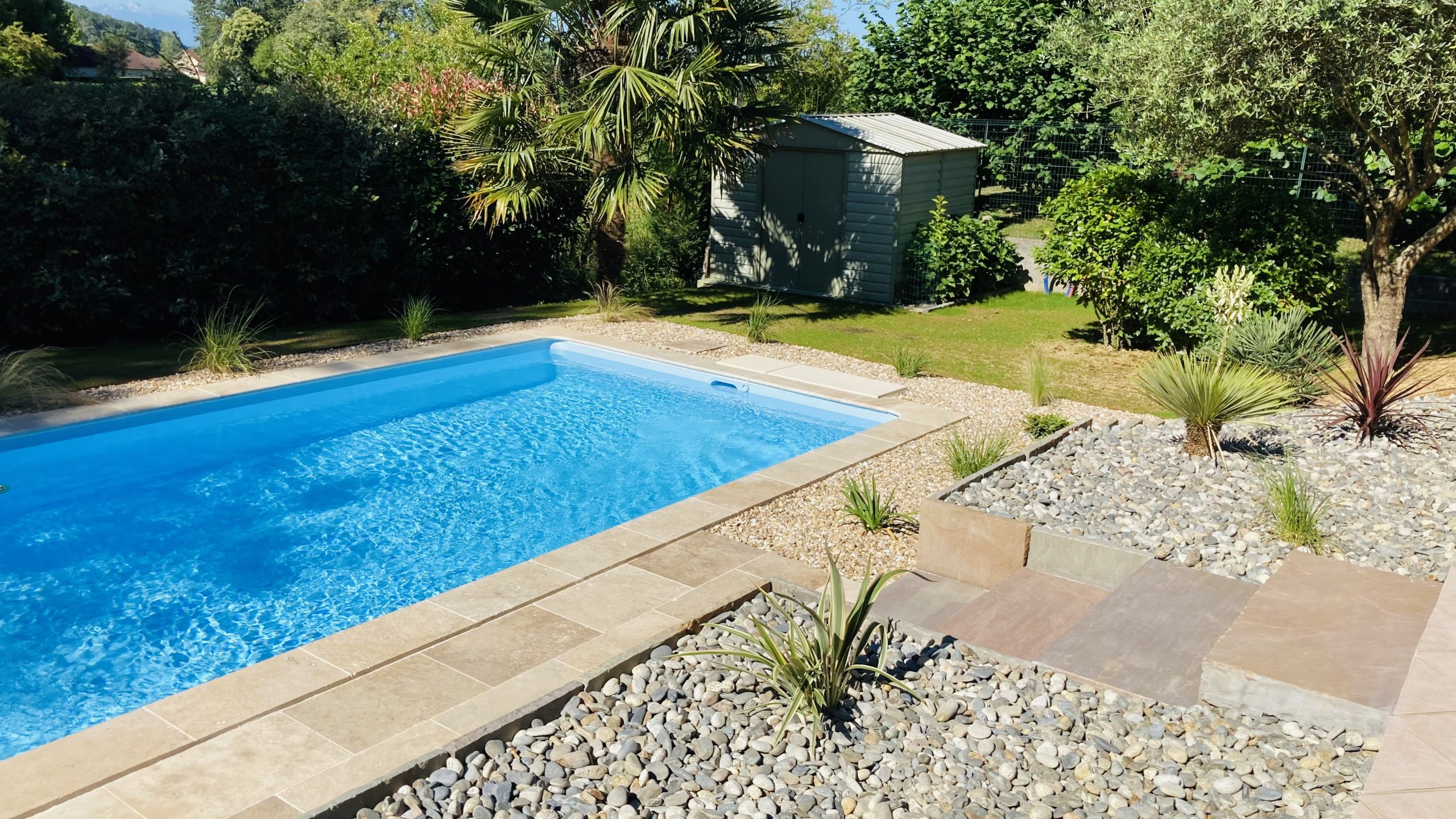 Aménagement d'un espace piscine à Sauvagnon - (64)