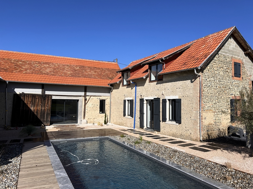 Rénovation paysagère d'une grange à Mazerolles (64)