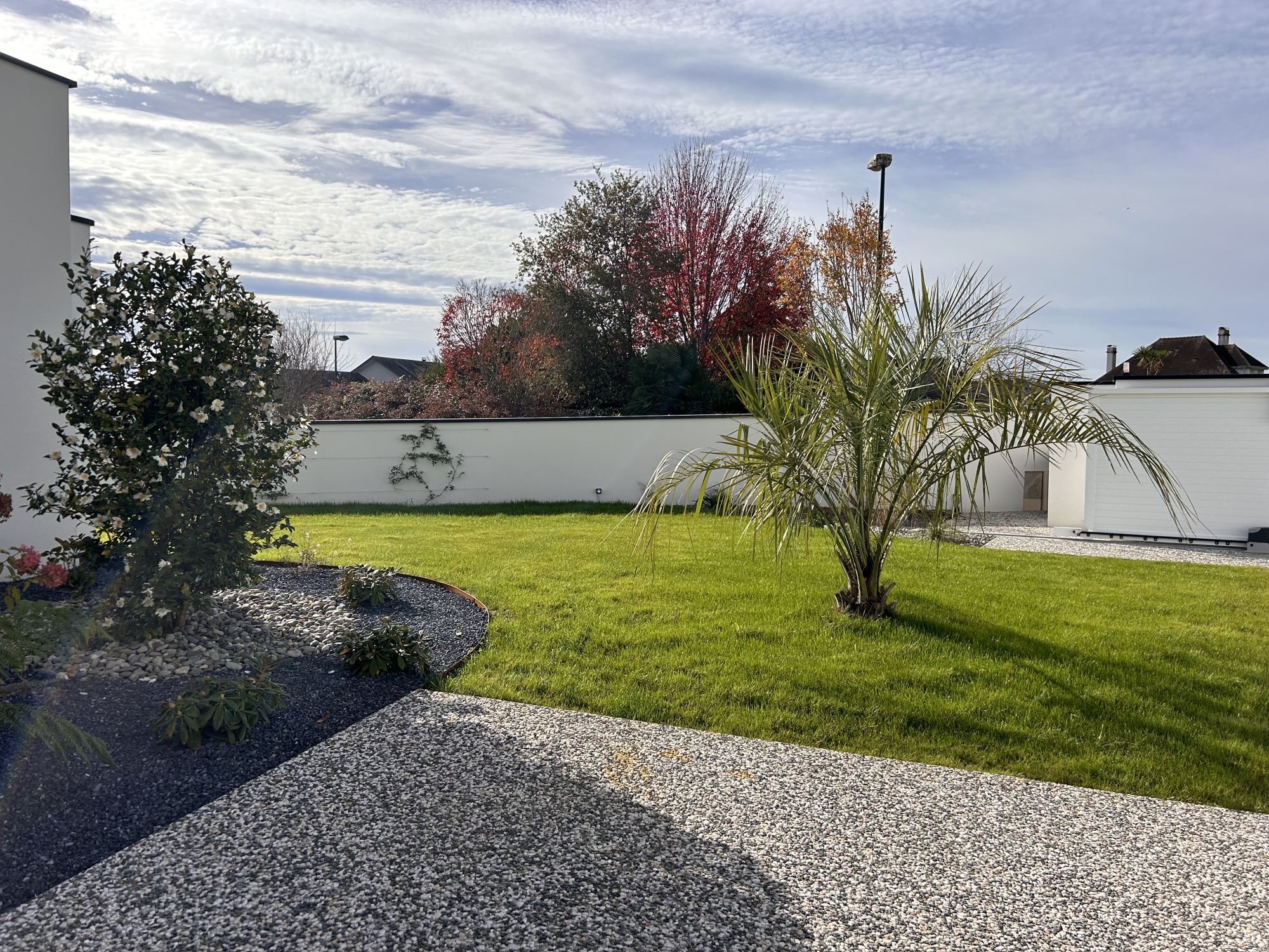 Aménagement complet pour cette villa contemporain à Idron