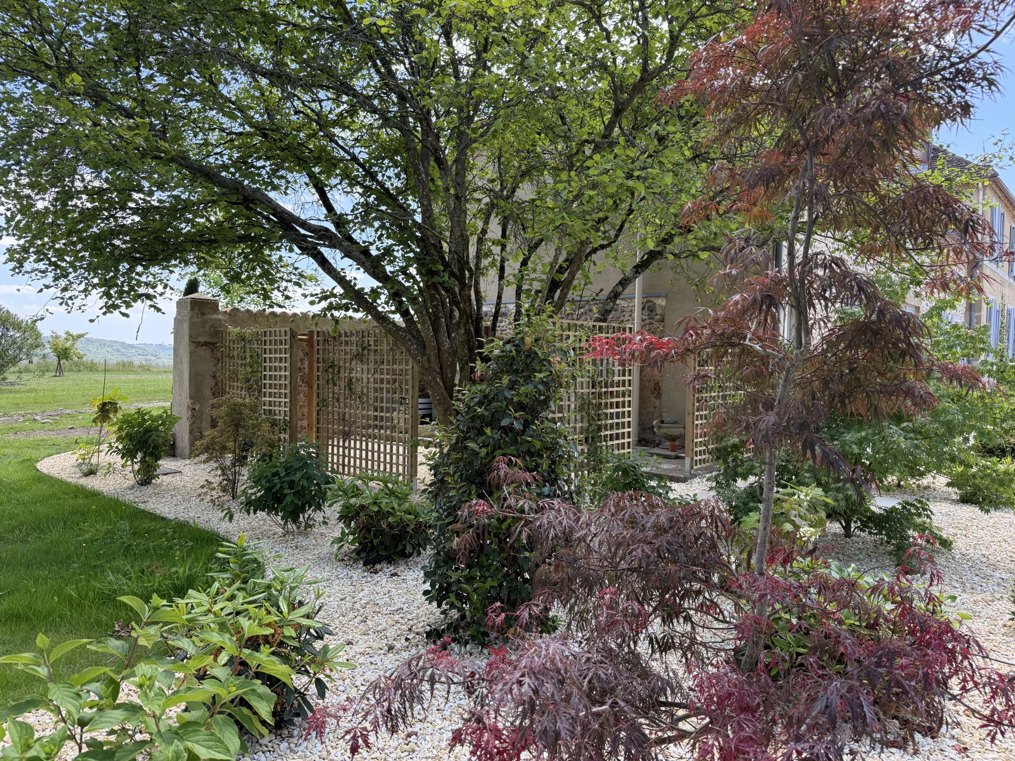 Aménagement extérieur d'un domaine à Baliracq-Maumusson (64)