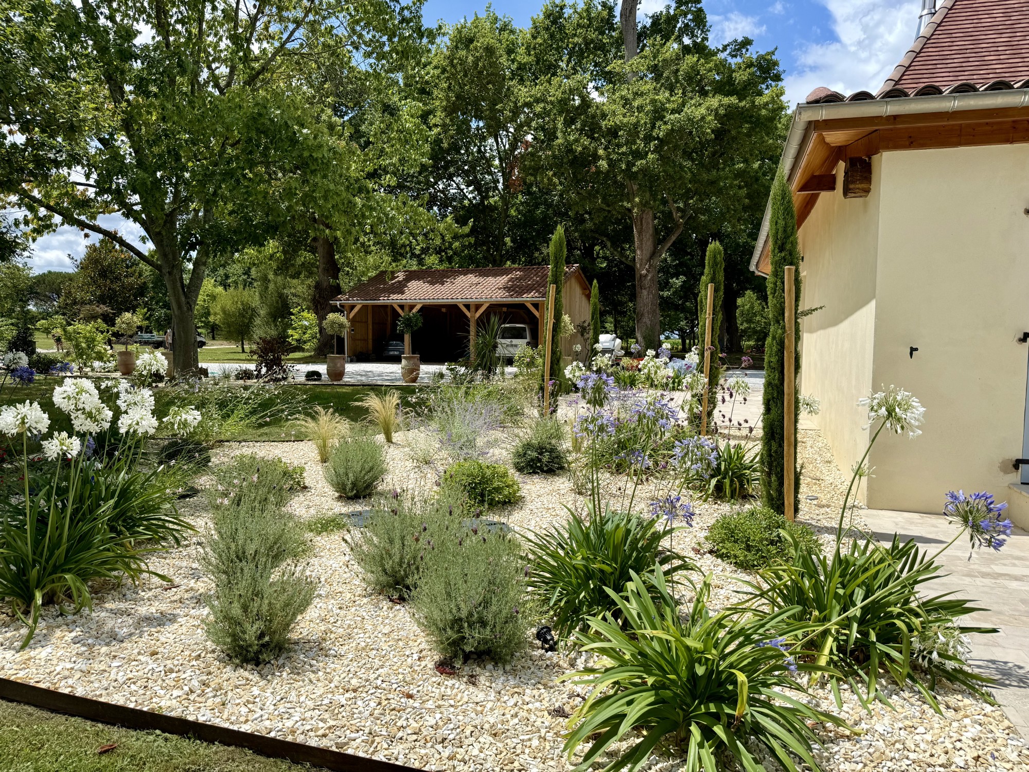 Aménagement extérieur d'un domaine à Baliracq-Maumusson (64)