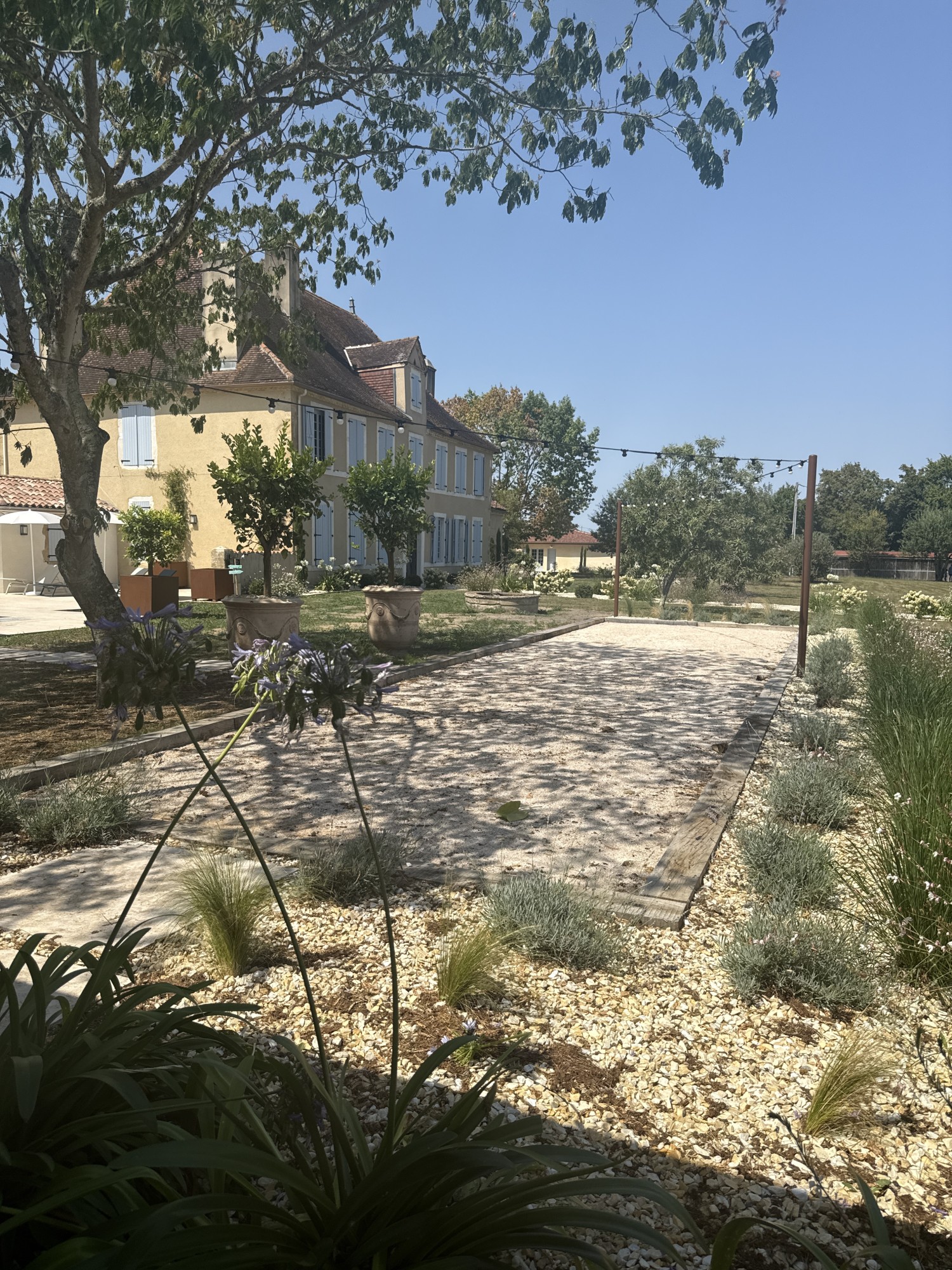 Aménagement extérieur d'un domaine à Baliracq-Maumusson (64)