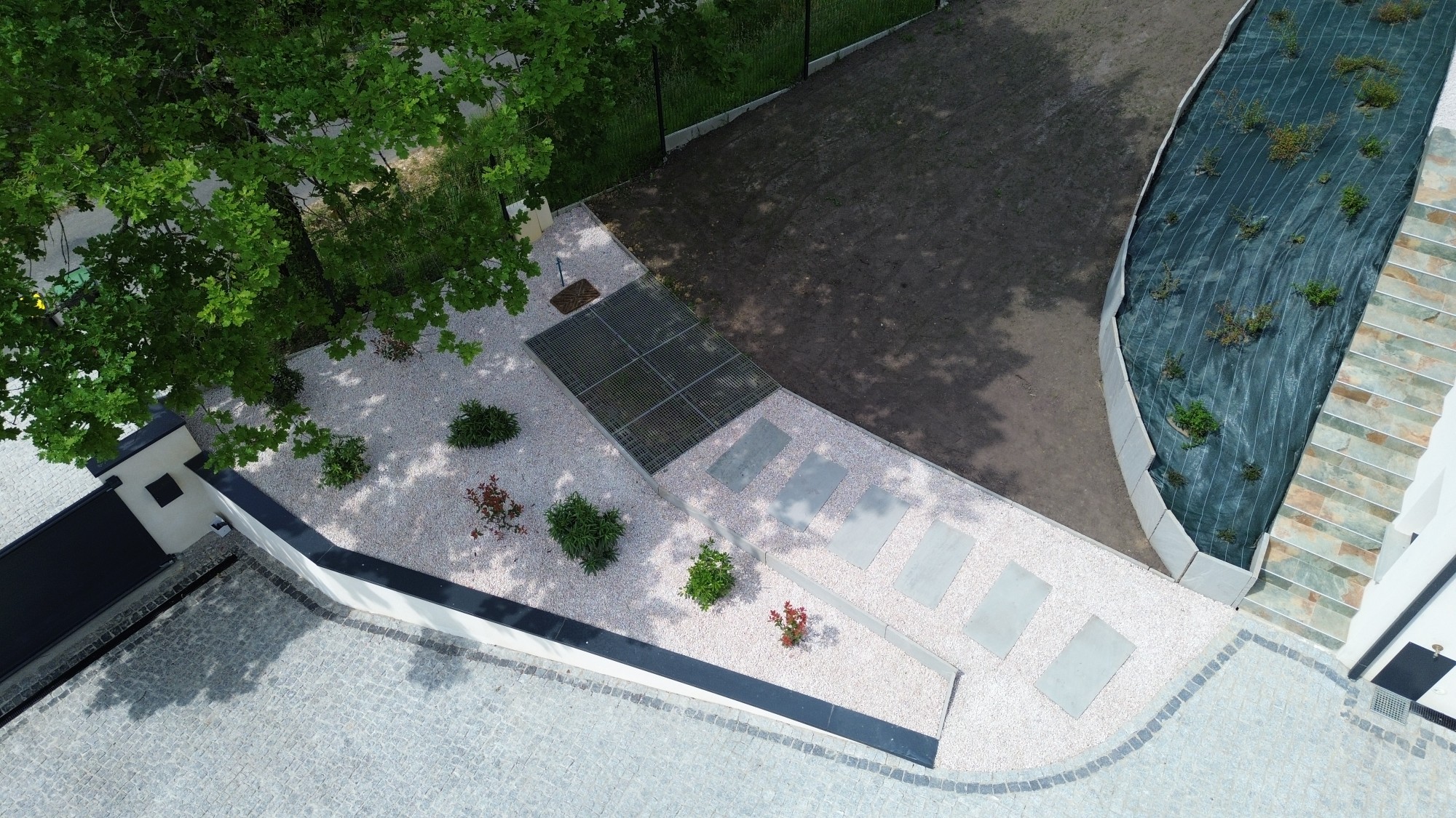 gallery grid image