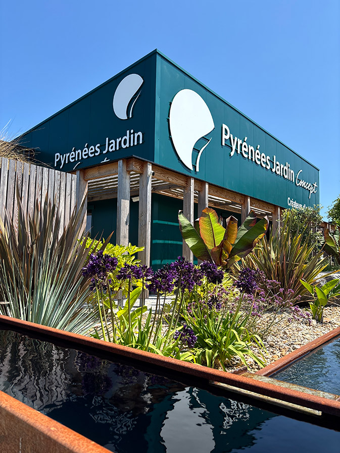 Aménagements paysagers de l'entreprise Pyrénées Jardin Concept à Lons (64)
