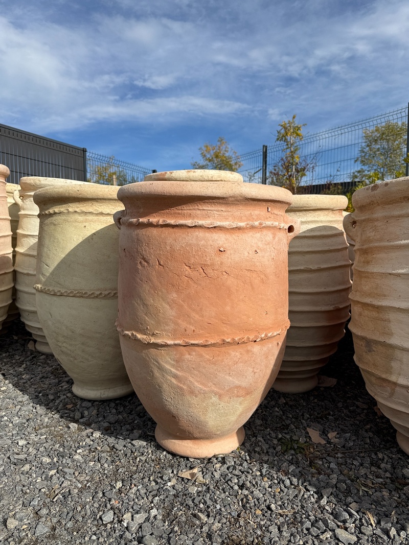 Jarres artisanales à Pau, Pyrénées Jardin Concept
